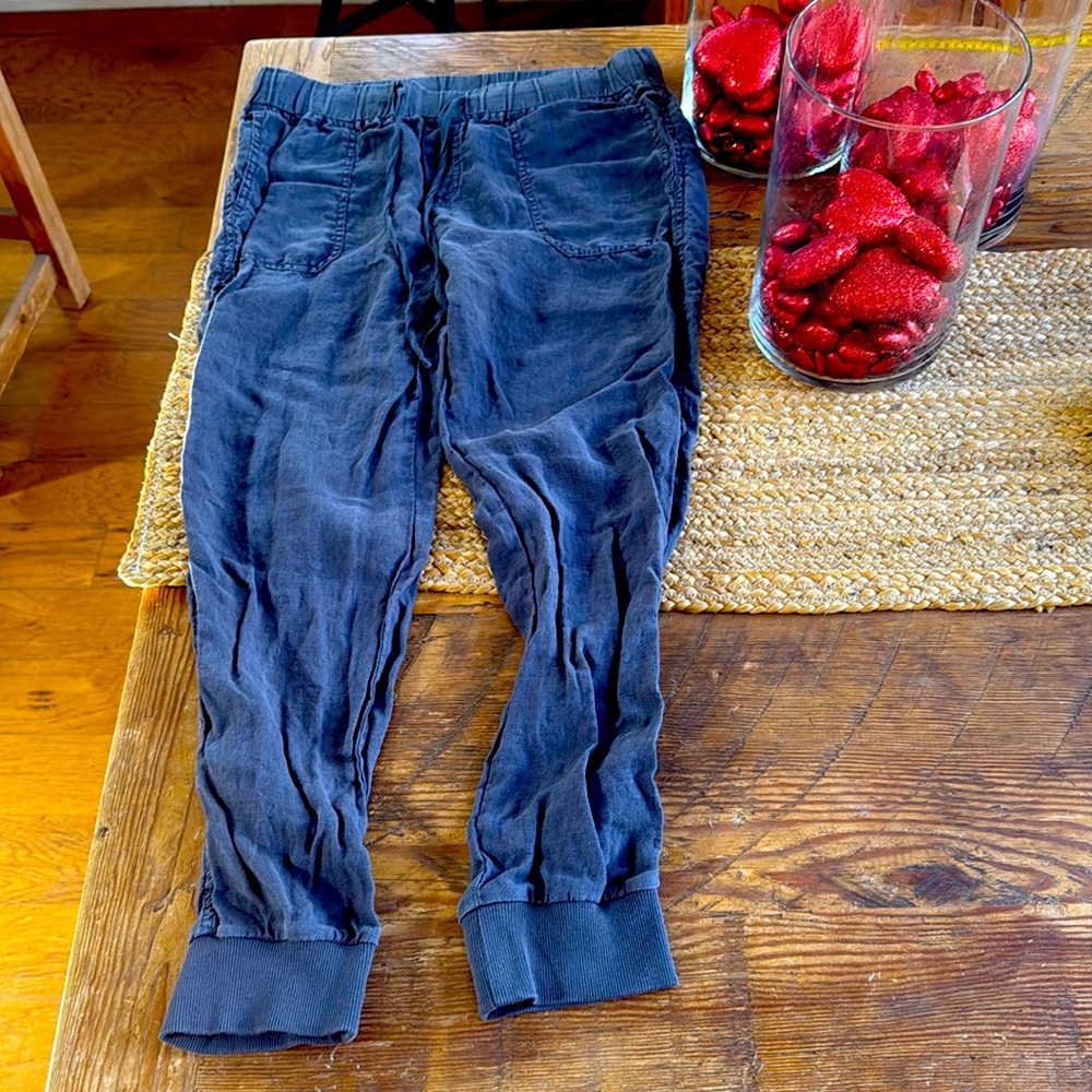 Carlson linen jogger pants